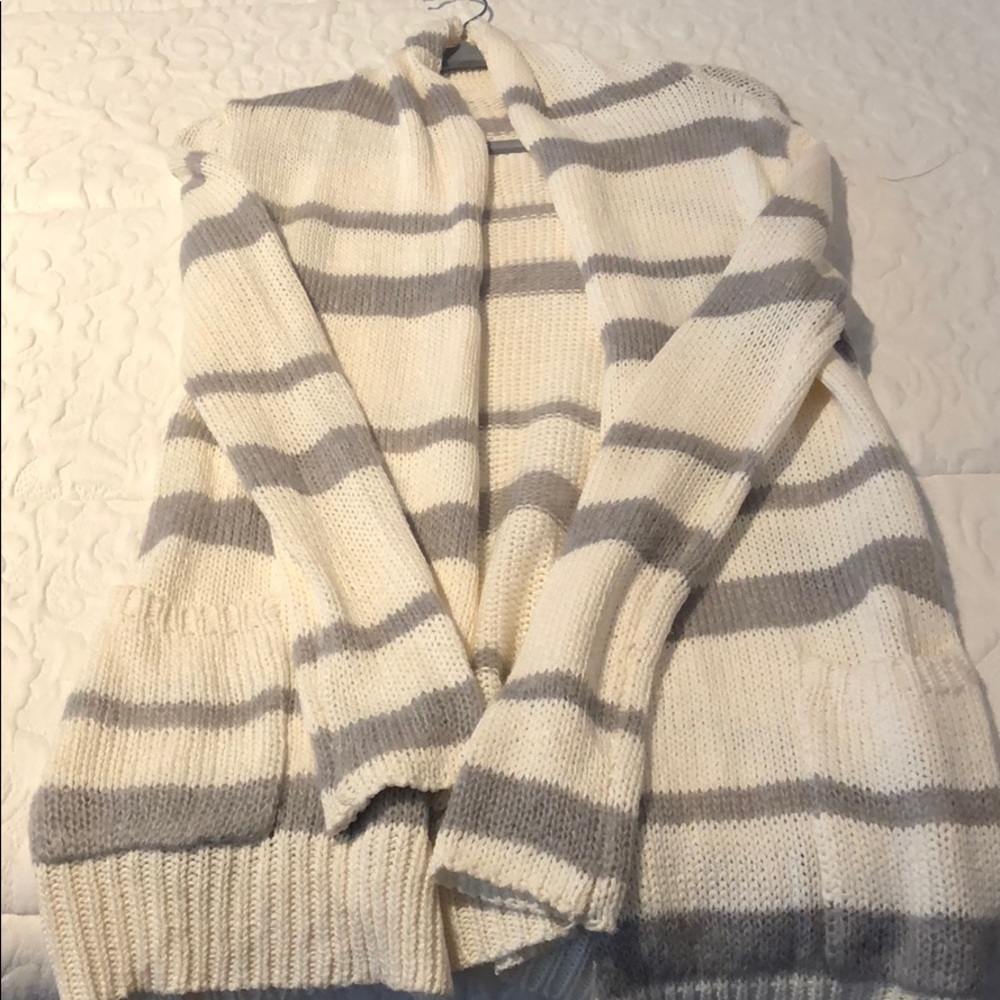 Hey and white knit cardigan. Need to sell!